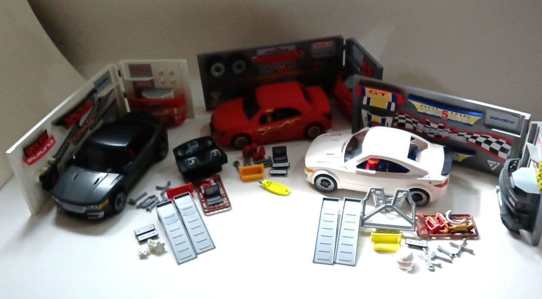 プレイモービル　レースカー　スポーツカー　ガレージセット
