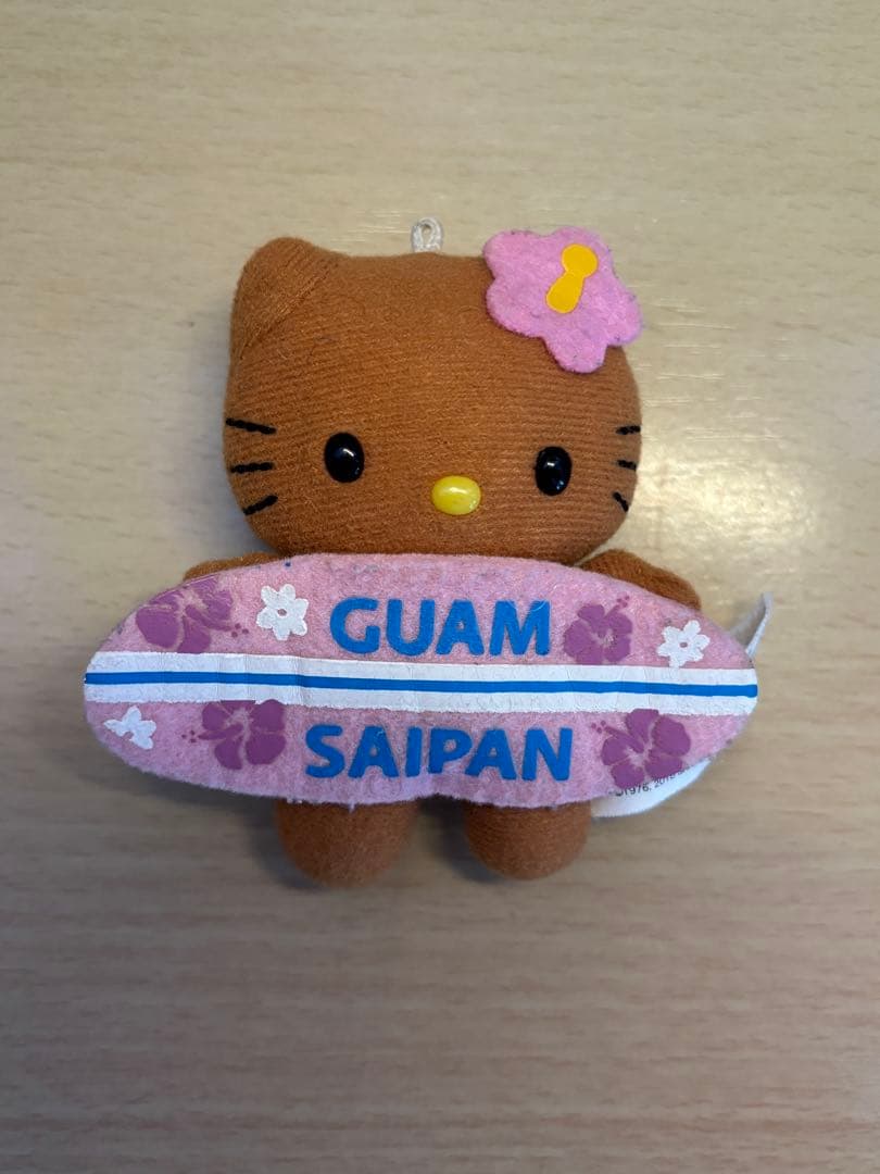d*7様 日焼けキティ　グアム　サイパン　ぬいぐるみストラップ　海外限定
