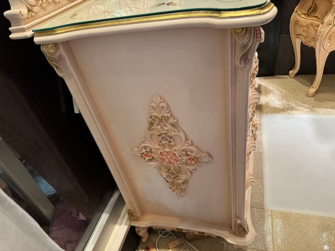 ロココ調　4段2連　チェスト