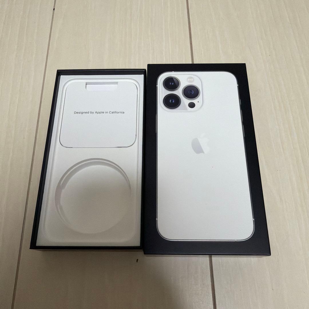 【美品】Apple iPhone13Pro 256GB シルバー