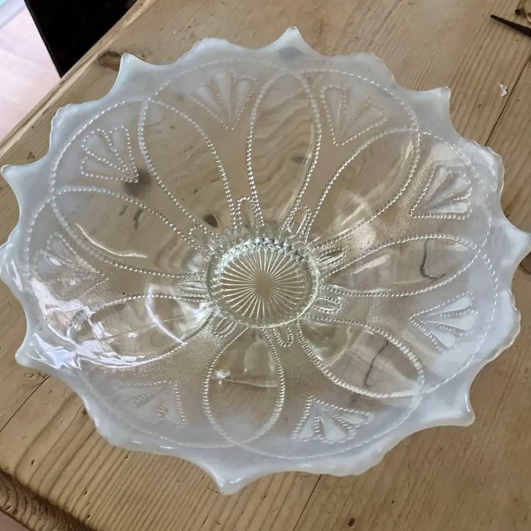 イギリスアンティーク　ノースウッド　オパールセントガラス大型コンポート