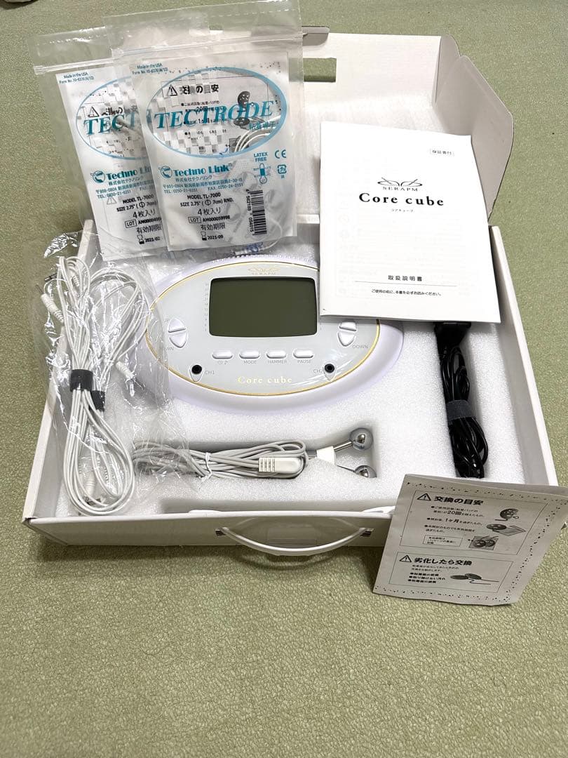 セラピム コアキューブ EMS テクノリンク