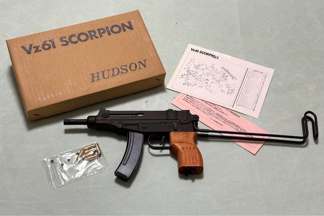 【未発火】 ハドソン vz61 スコーピオン　モデルガン 【極美品】