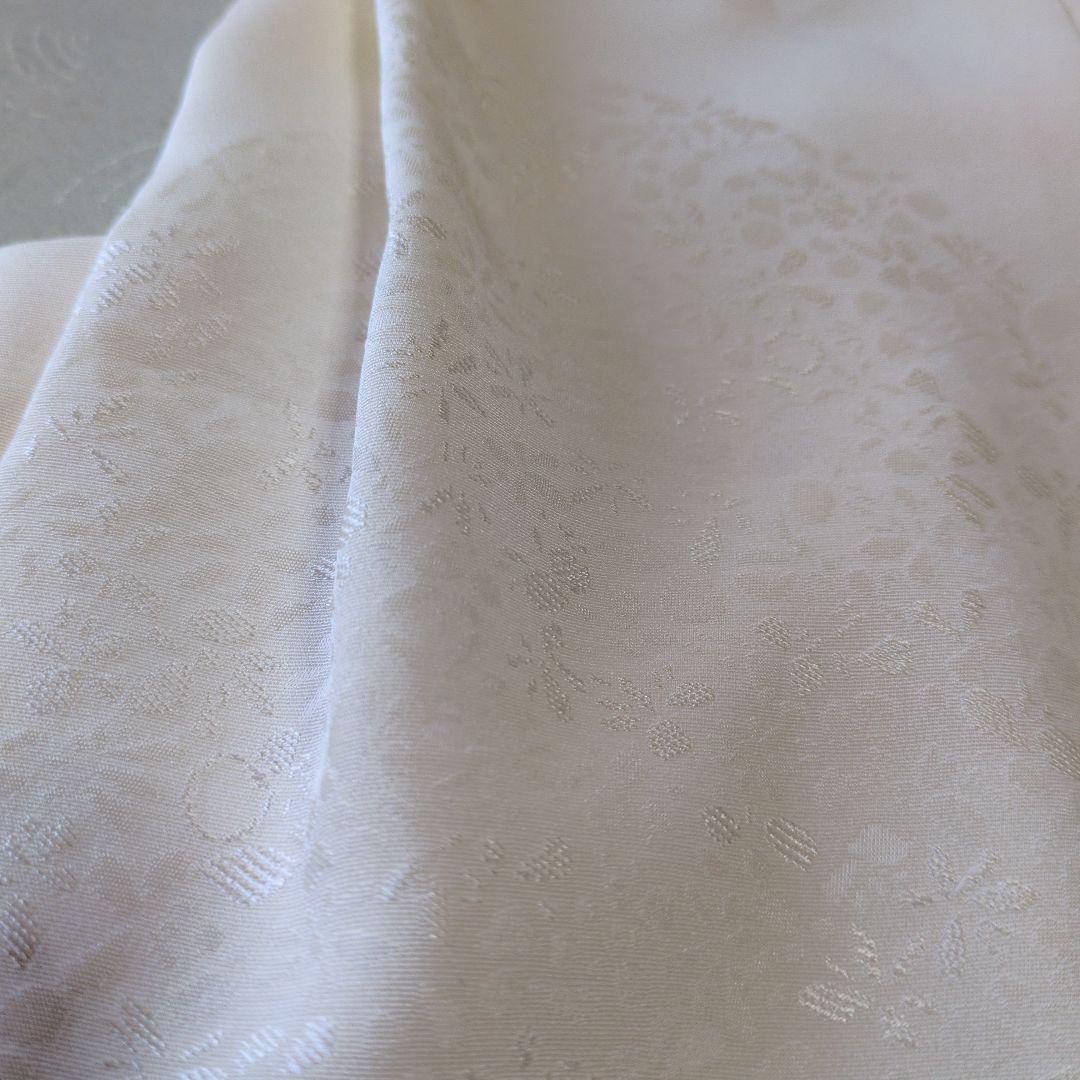 七五三３歳正絹手縫いの被布（花輪柄入り）中綿無し