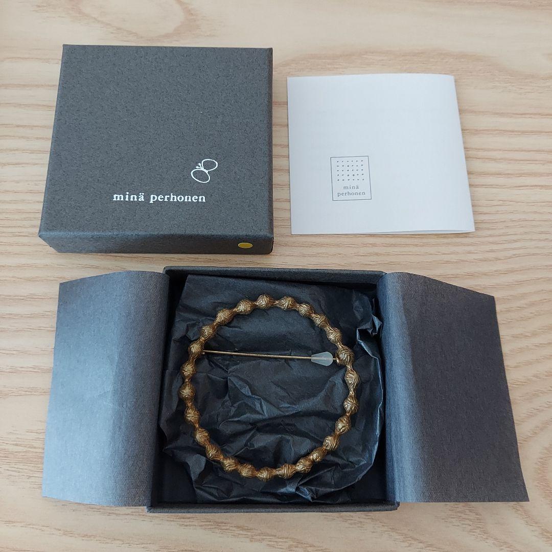 minä perhonen 　tambourine　ブローチ(ゴールド)