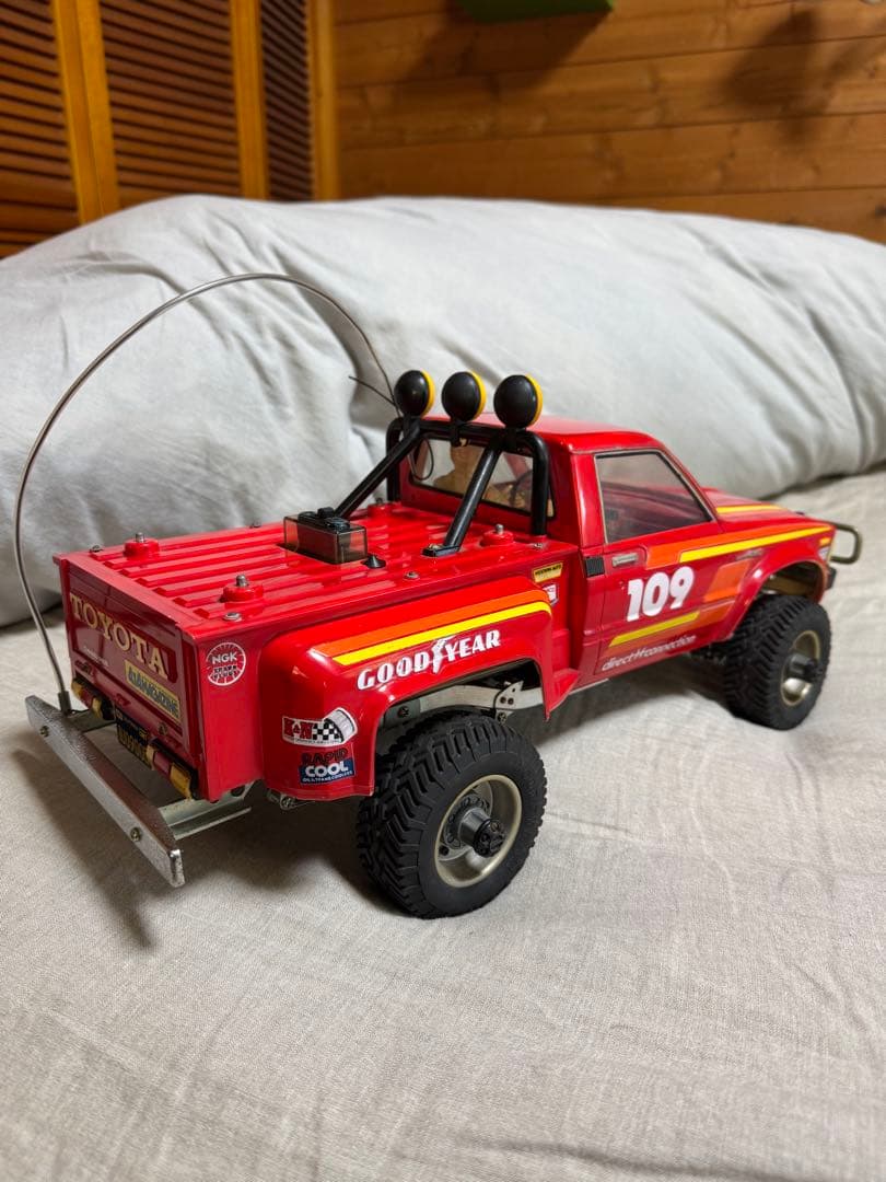 0時まで限定お値引 タミヤ　ラジコン　TOYOTA ハイラックス初代　トラック