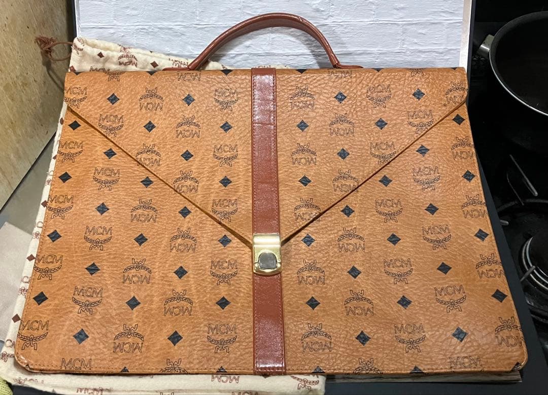 超メルカリ市❗️ MCM ビジネスバッグ ブラウンレザー