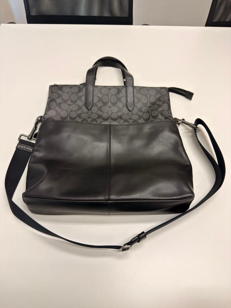 【新品未使用】COACH ブラック レザービジネスバッグ