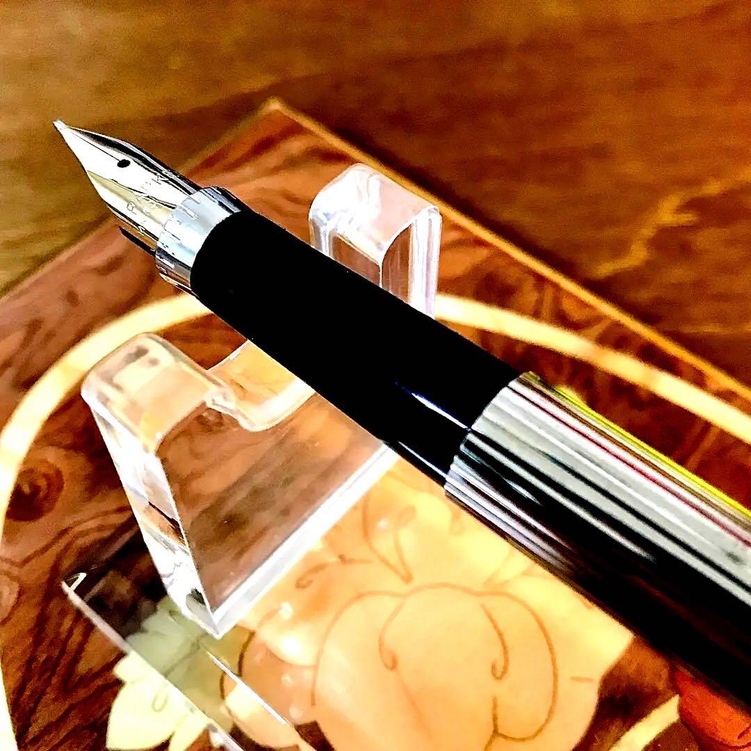 ☆超絶的な美品☆美しいパーカーシルバー万年筆14K(M)超希少品