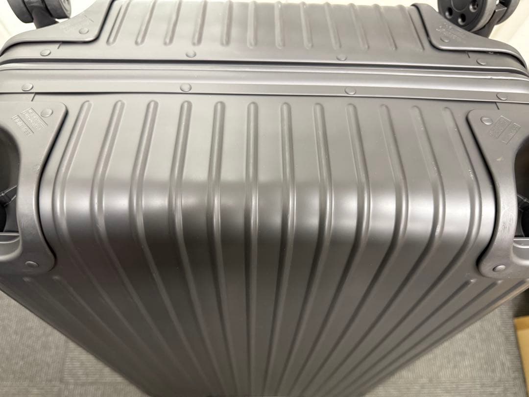 美品RIMOWA トパーズ ステルス 艶消しマットブラック82リットル