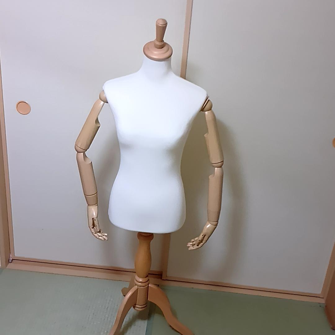 【月末特価】トルソー　レディース　腕付き アーム付き　スタンド付き　マネキン