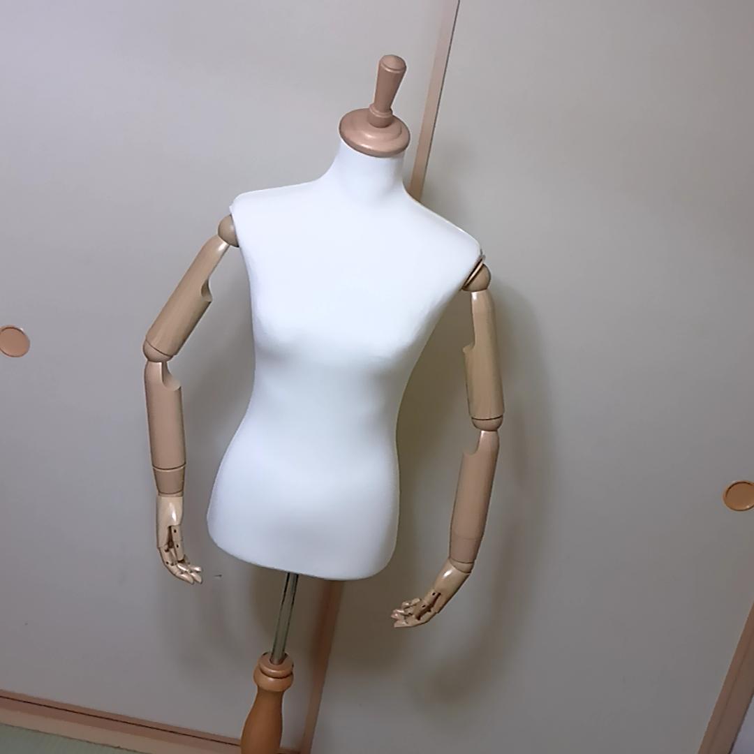 【月末特価】トルソー　レディース　腕付き アーム付き　スタンド付き　マネキン