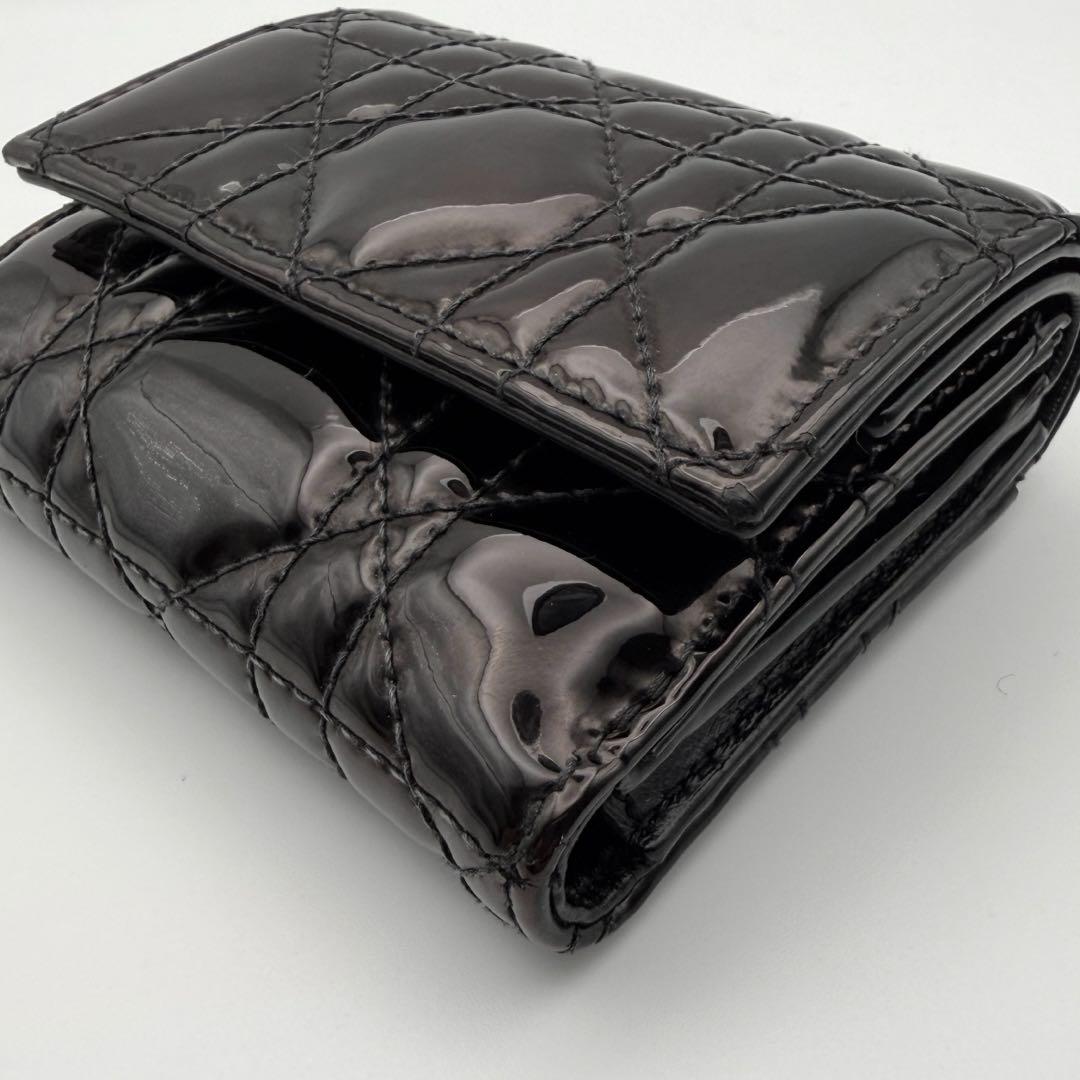 人気 Dior ディオール　エナメル レディディオールロータ 三つ折り 財布