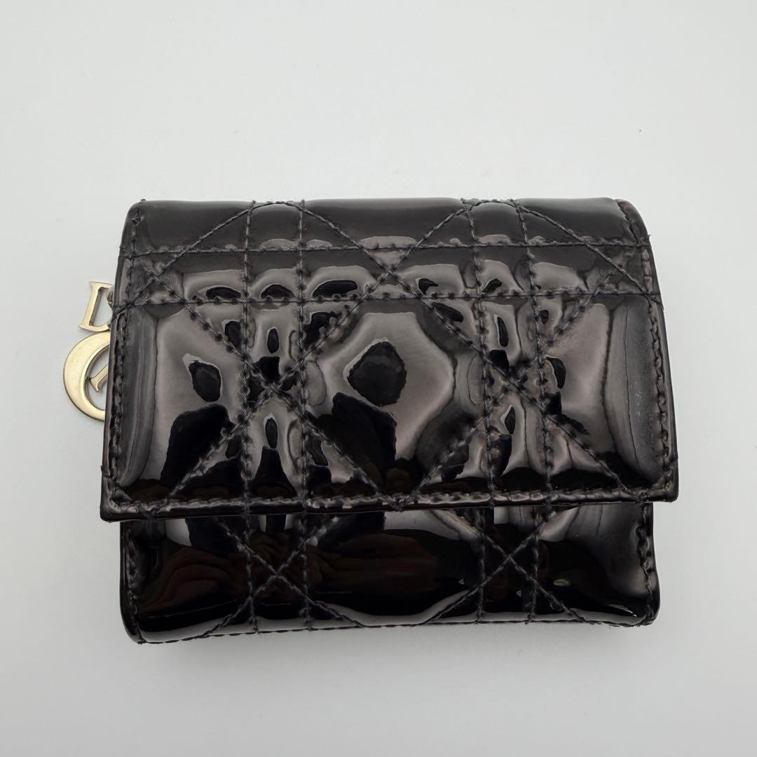 人気 Dior ディオール　エナメル レディディオールロータ 三つ折り 財布