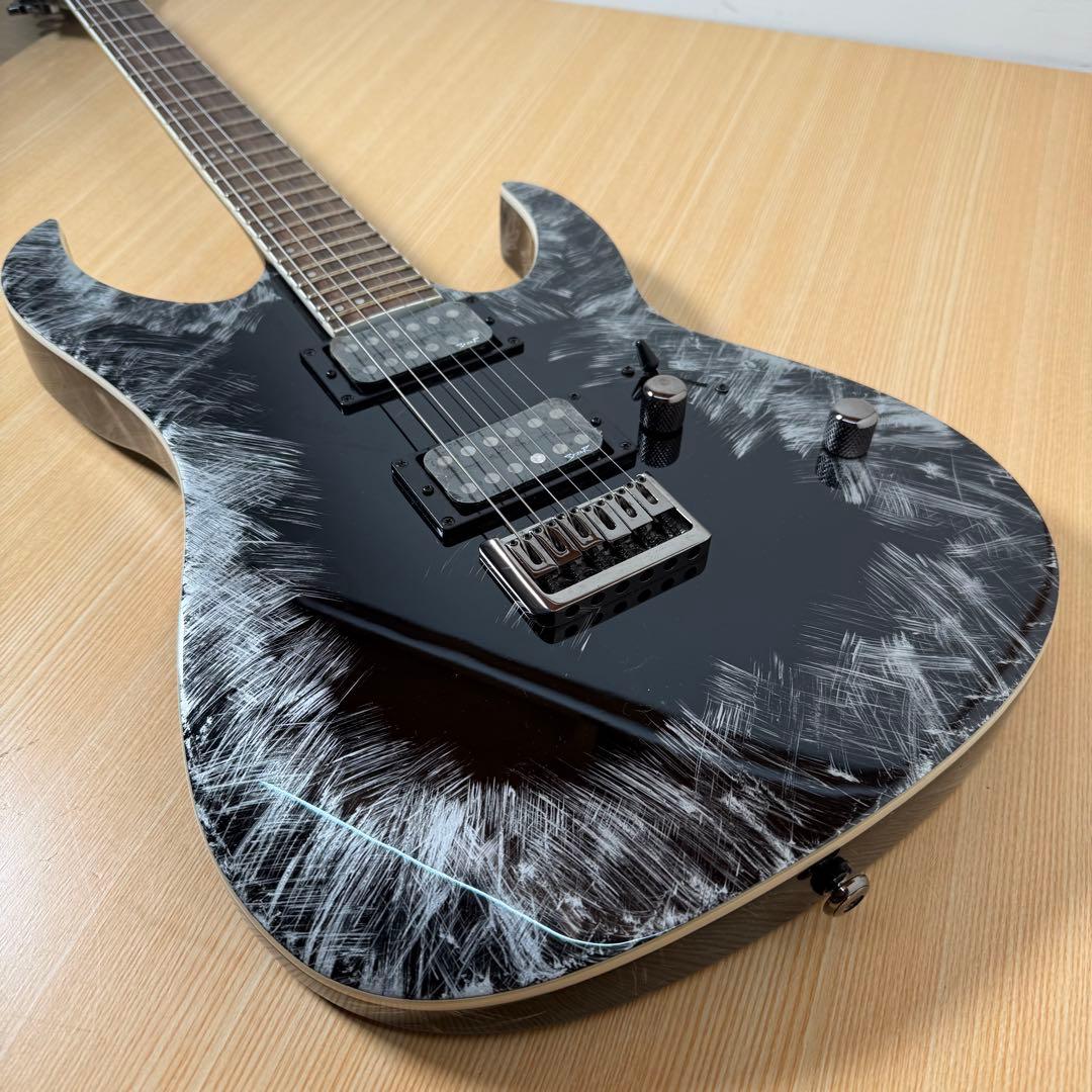 SPEAR GUITARS エレキギター　6 弦ギター