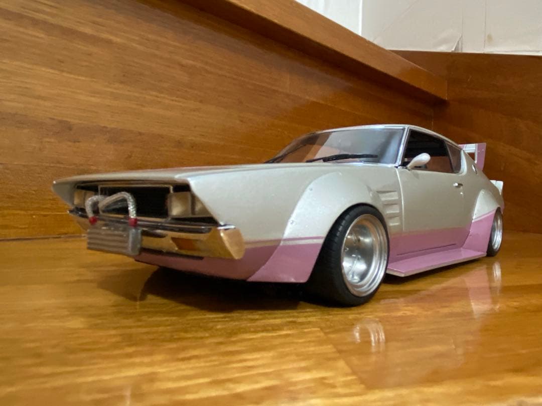 1/18京商スカイライン