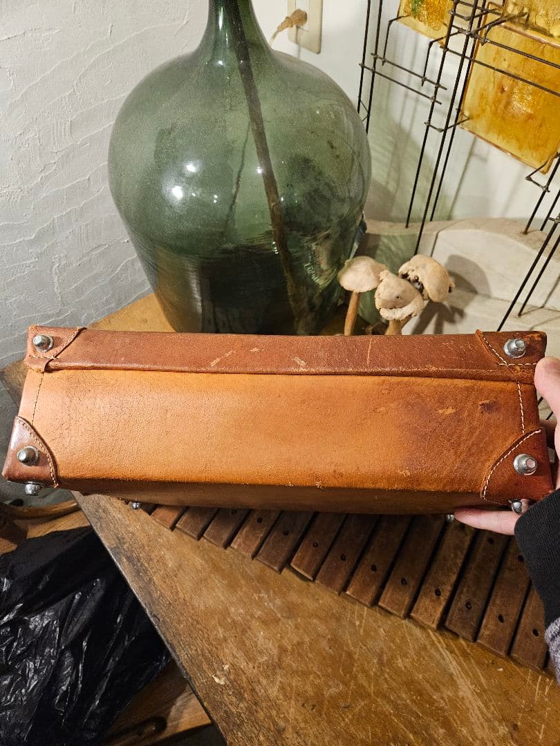 トランク　スーツケース　ビジネスバッグ　店舗什器　小ぶり　昭和レトロ　アンティー