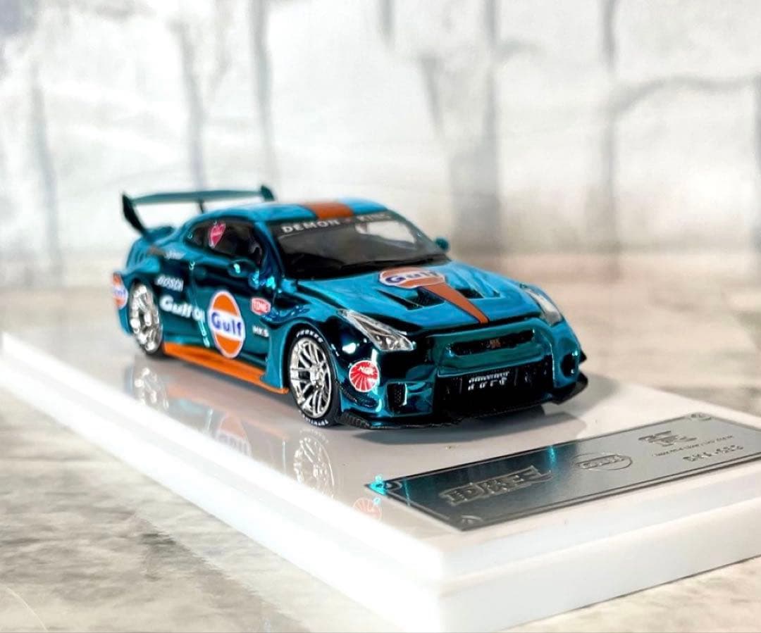 スカイライン GTR R35 RR 1/64 ミニカーGulf