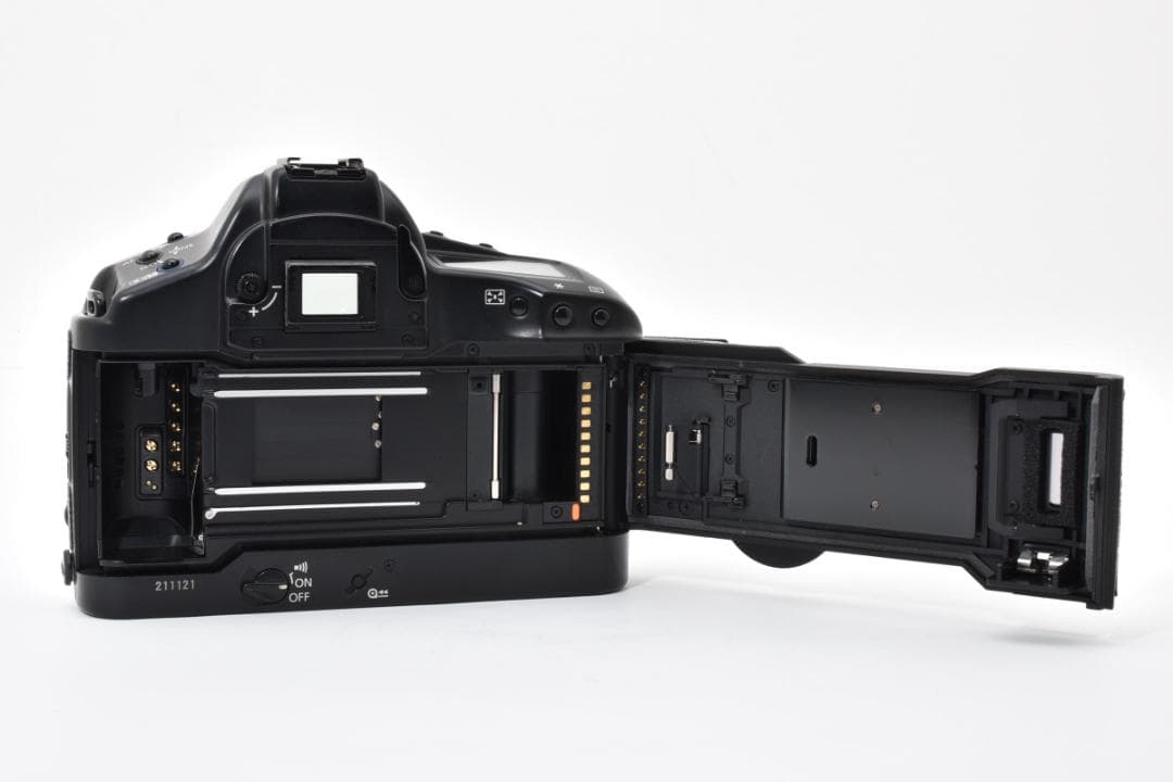 フィルムカメラ Canon EOS-1V C0052