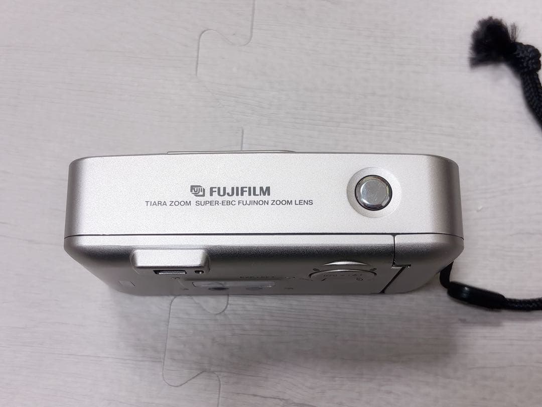 ジャンク品 FUJIFILM TIARA ZOOM