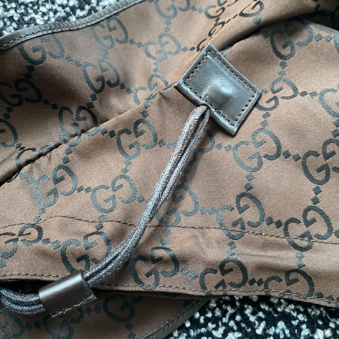 GUCCI グッチ　犬用レインコート