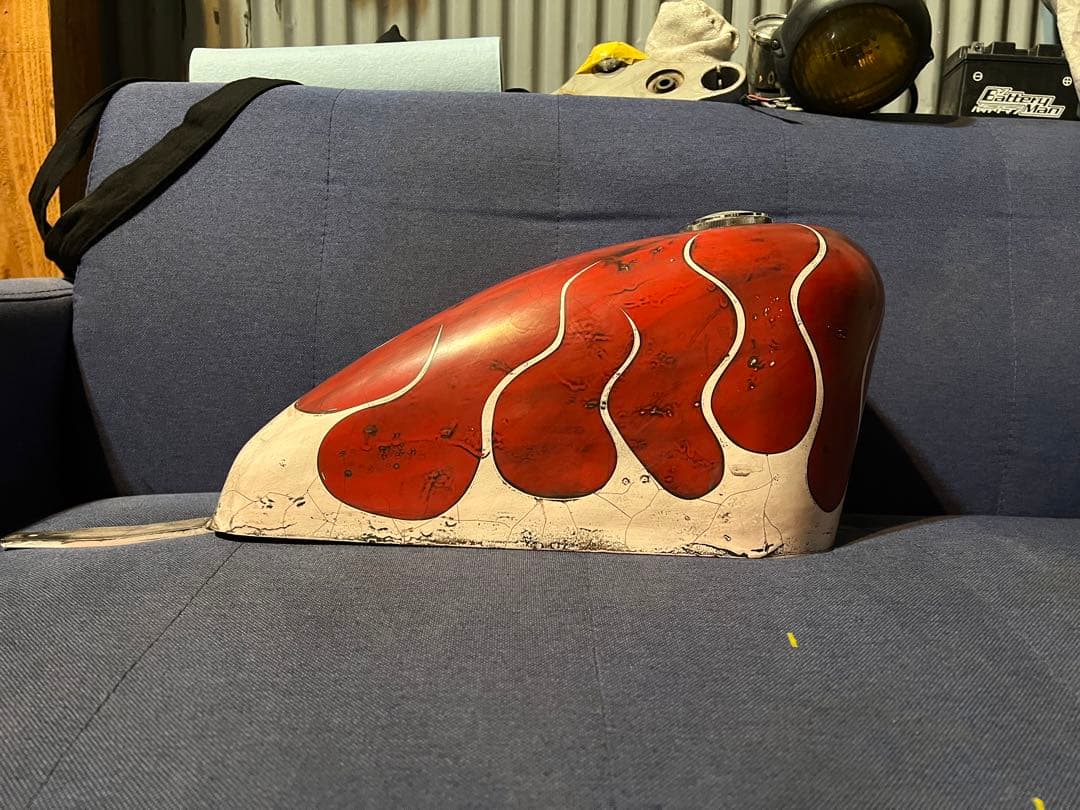 スンヒ。タンク、キャップ、コック付