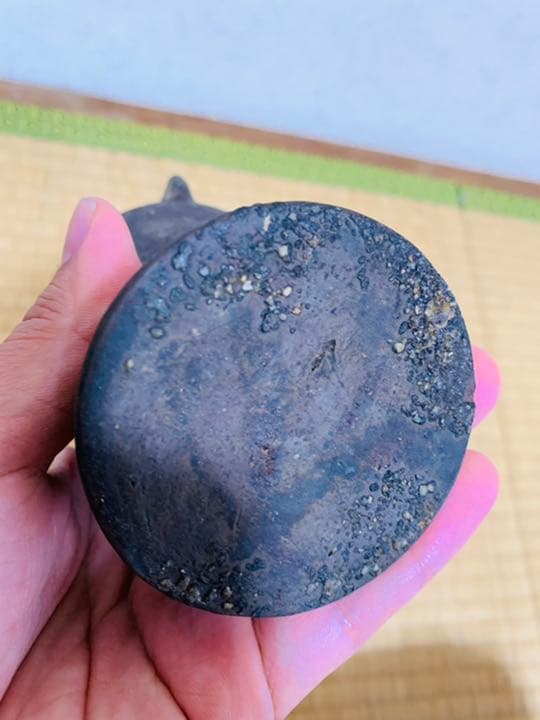 12から13世紀　中国　黒高麗　神獣首瓶