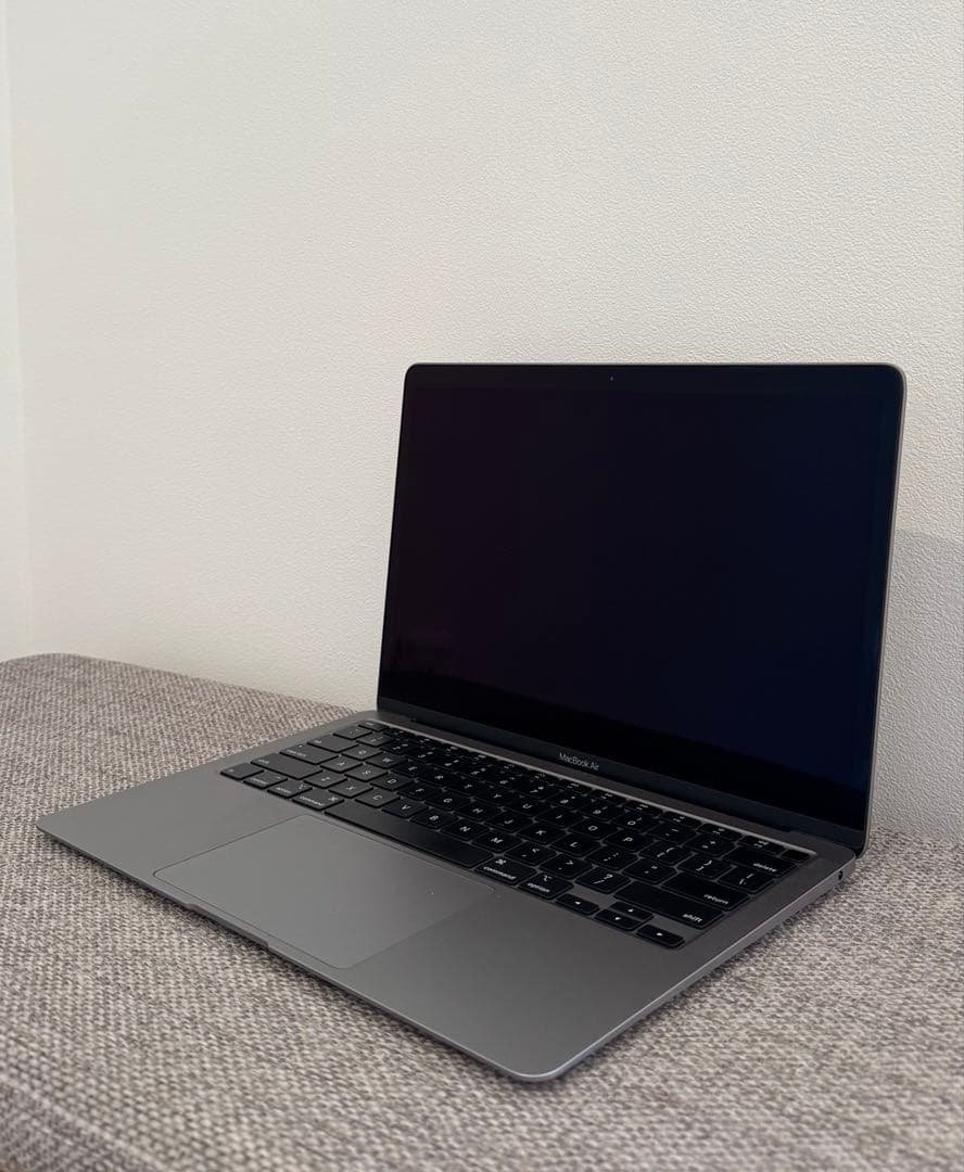 MacBook Air(Retina,13inch,2020)スペースグレーUS