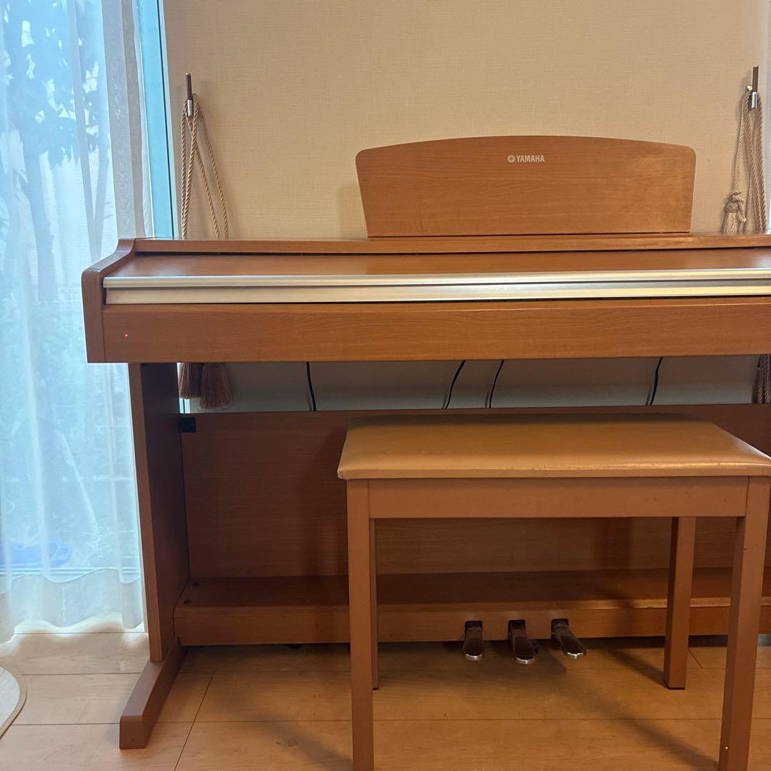 YAMAHAヤマハ電子ピアノ　YDP-131 木目調 椅子　3ペダル付き