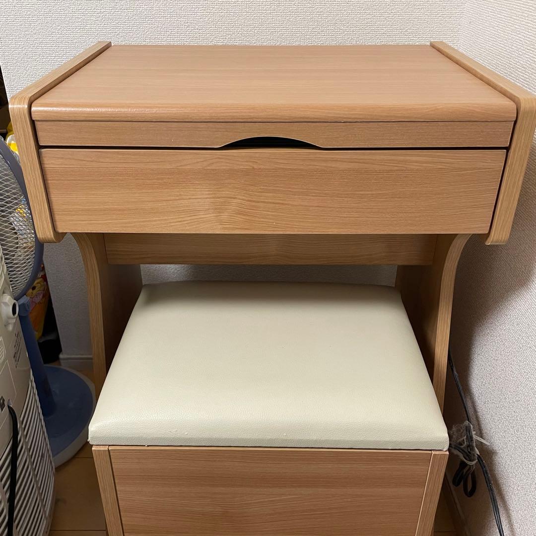 コンパクトドレッサー　鏡台　化粧台　デスク　スーツル　ナチュラル