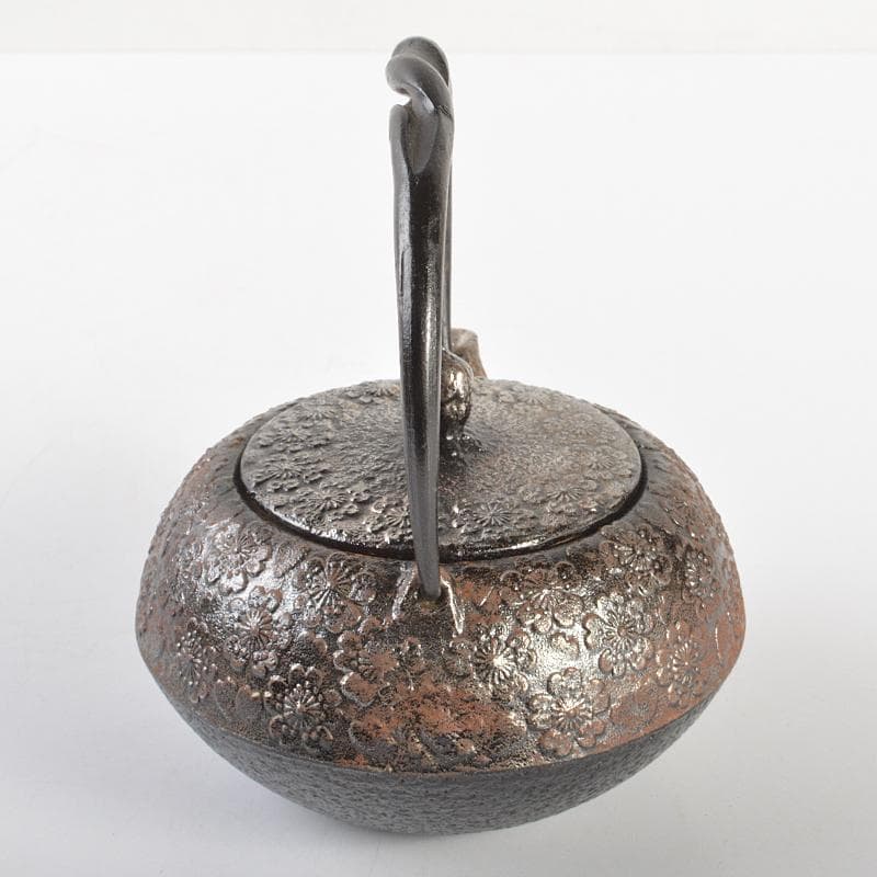 南部鉄器 　照光堂 造　桜文　砂鉄急須　共箱　D　R6745