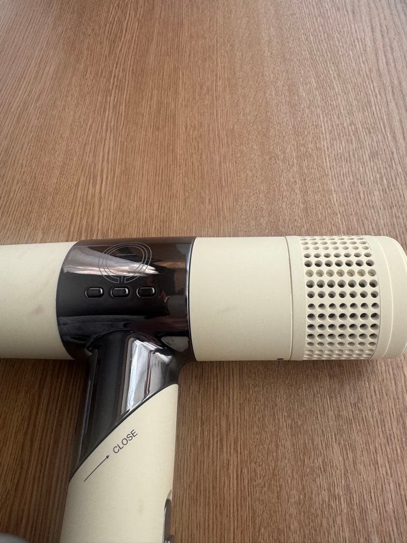 KINUJO 絹女 ヘアドライヤー ホワイト