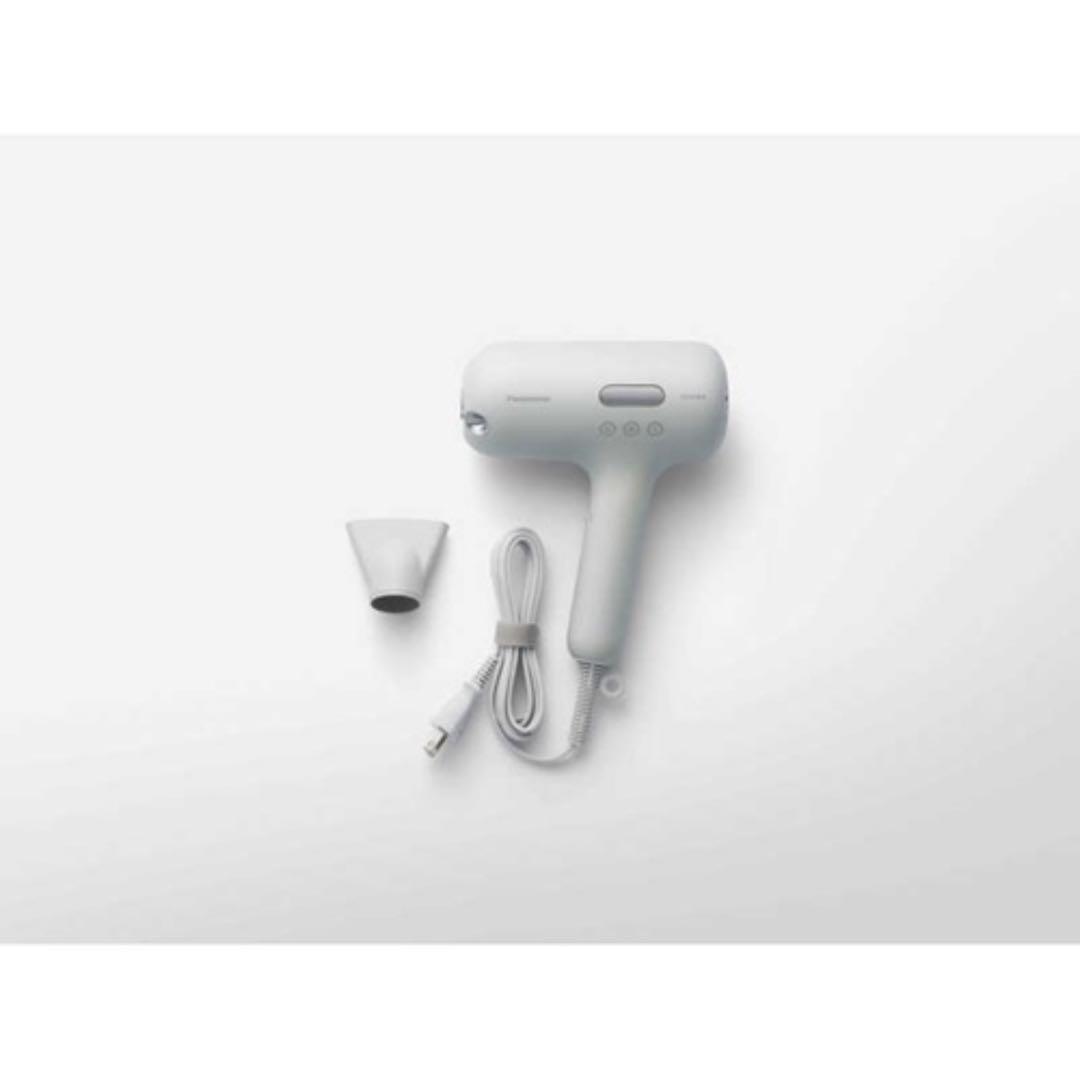 Panasonic ヘアドライヤー ホワイト　EH-NC50-W