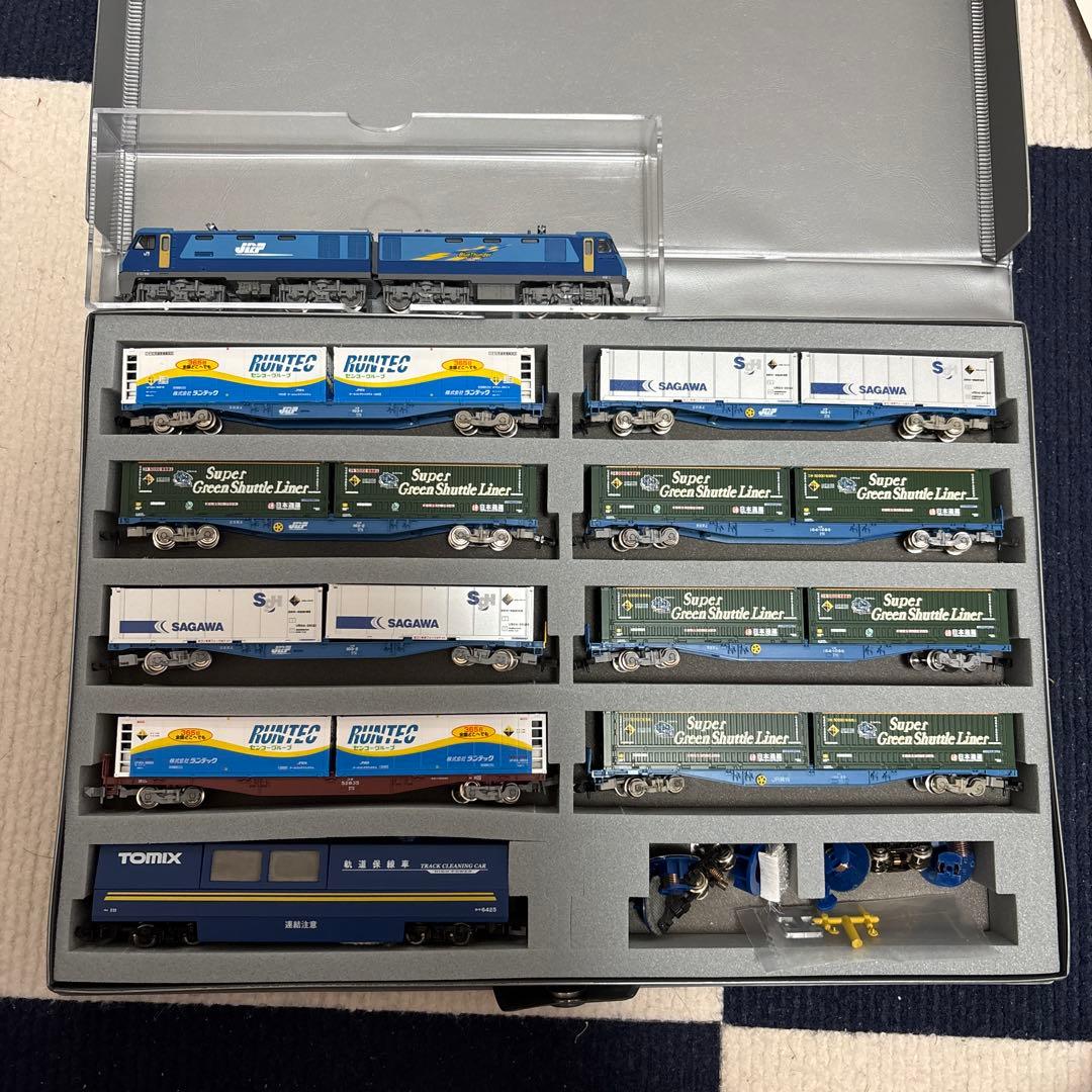 電気機関車EH200 kato コキ貨物車両付き