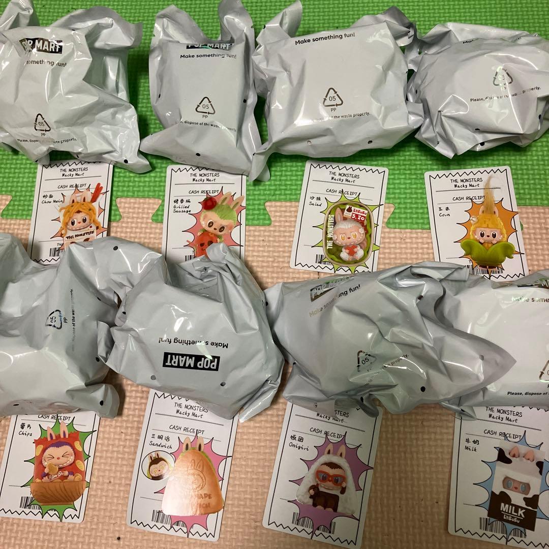Wacky Mart The Monsters フィギュア 8個セット