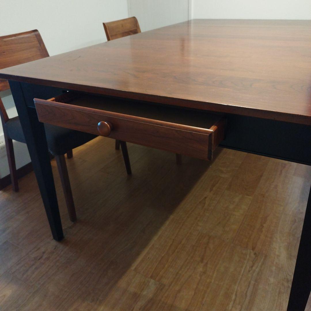 アメリカ高級家具　Ethan Allen イーセンアーレン　ダイニングテーブル