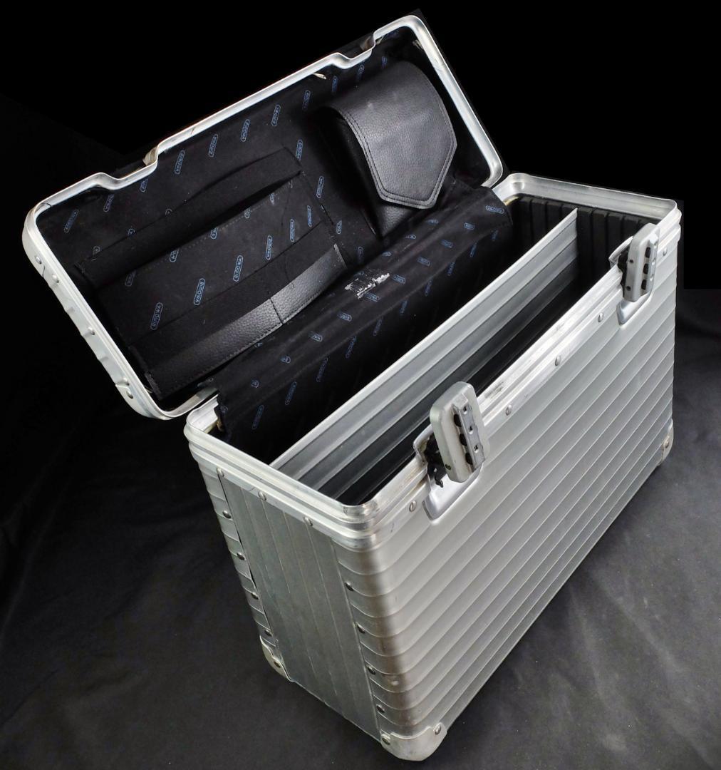 リモワ 950.50 TOPAS『パイロット・ケース』（ラージスリム) 33L