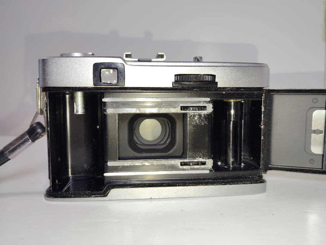 OLYMPUS TRIP 35 （動作美品）