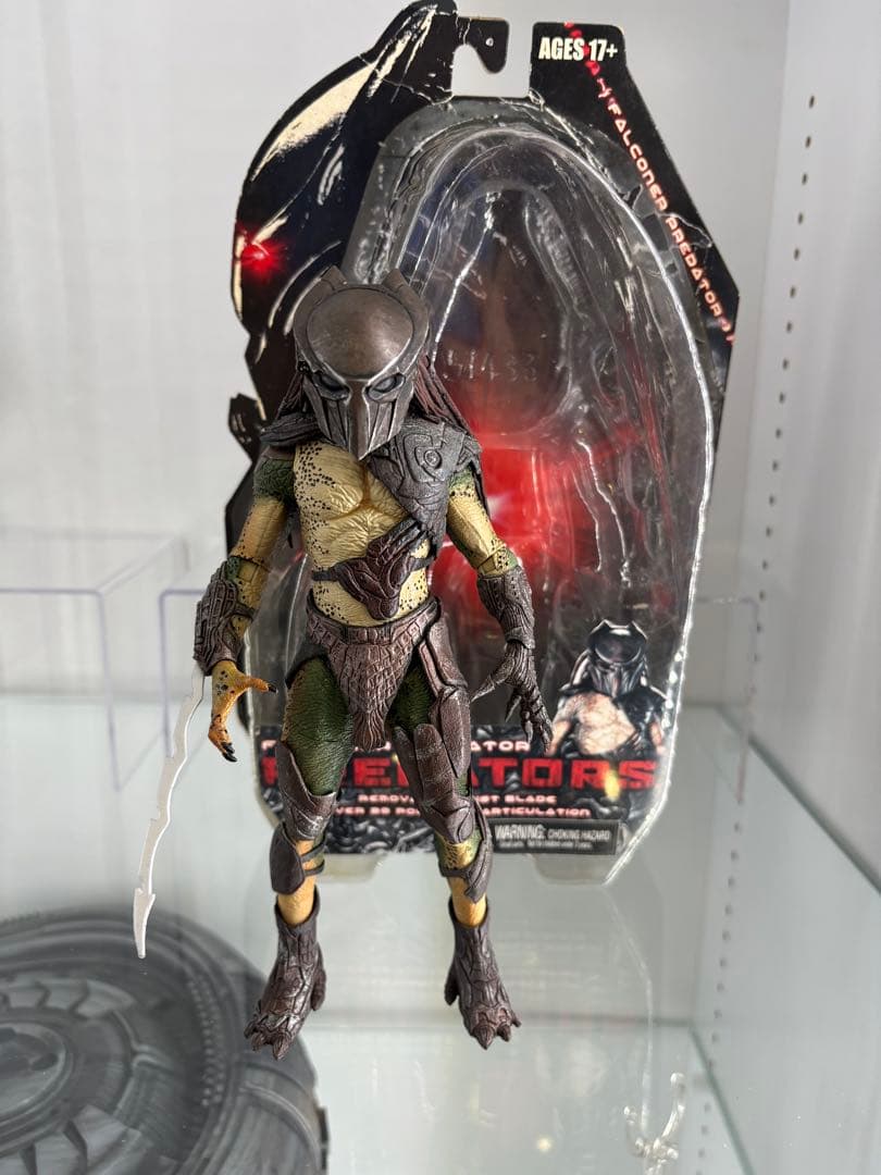 ネカ　プレデターズ　ファルコナープレデター