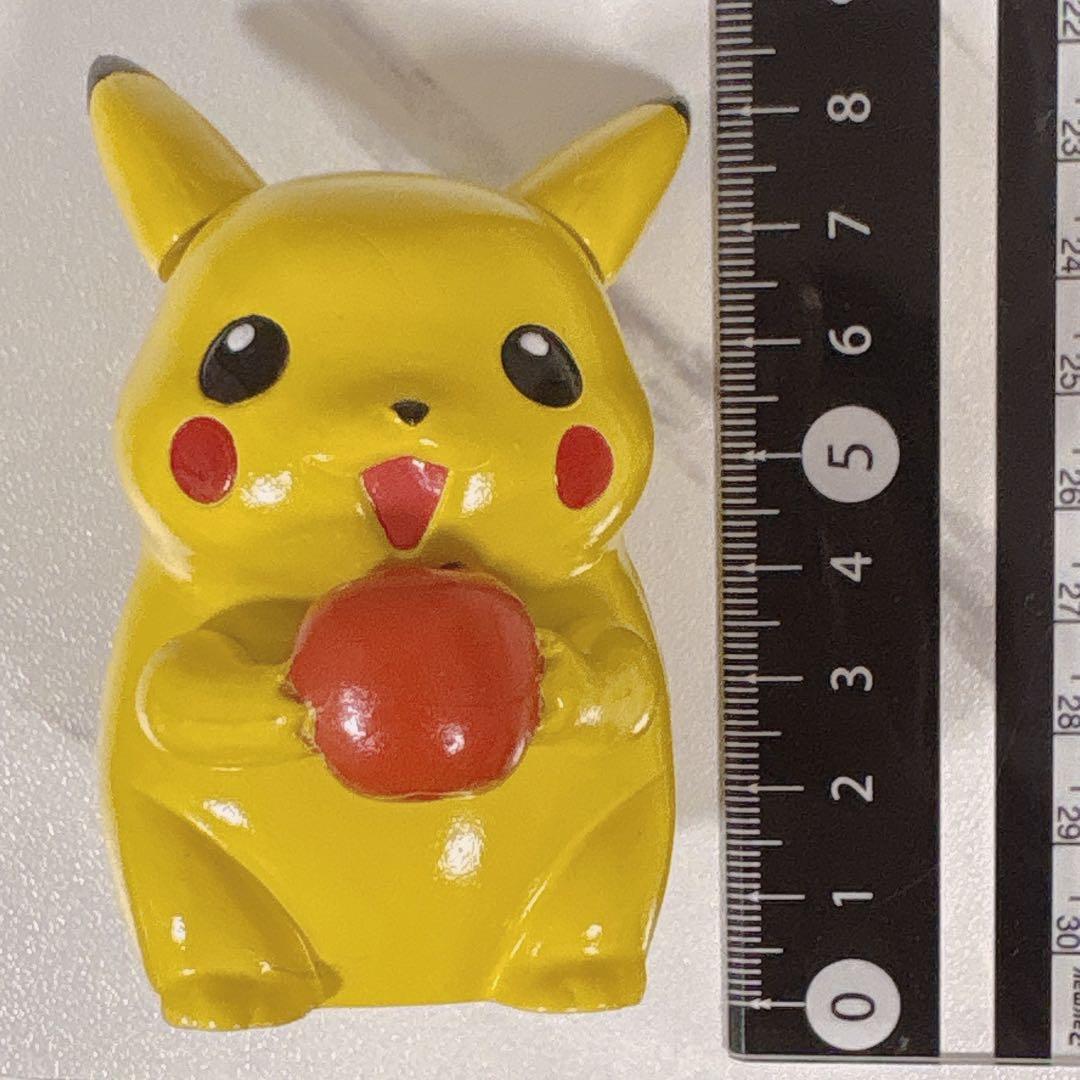 1998年製レア♡ピカチュウ フィギュア