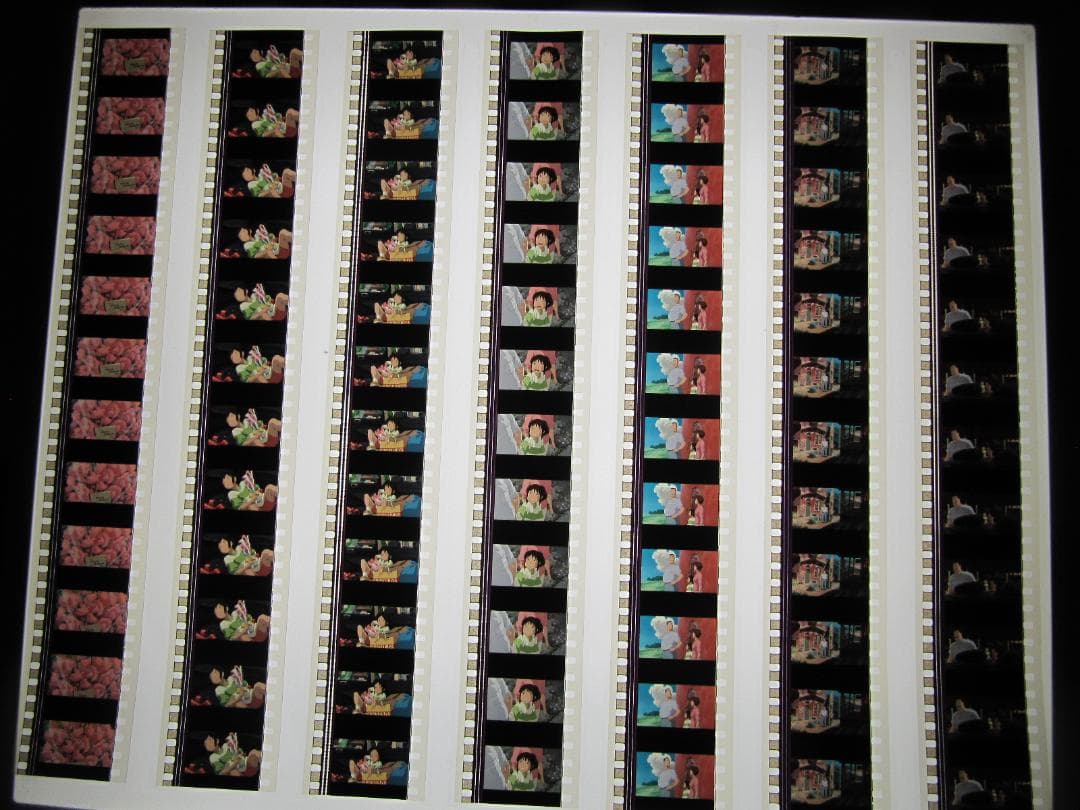 し*❌様 千と千尋の神隠し 35㎜フィルム12コマ×175枚合計2100コマ ア