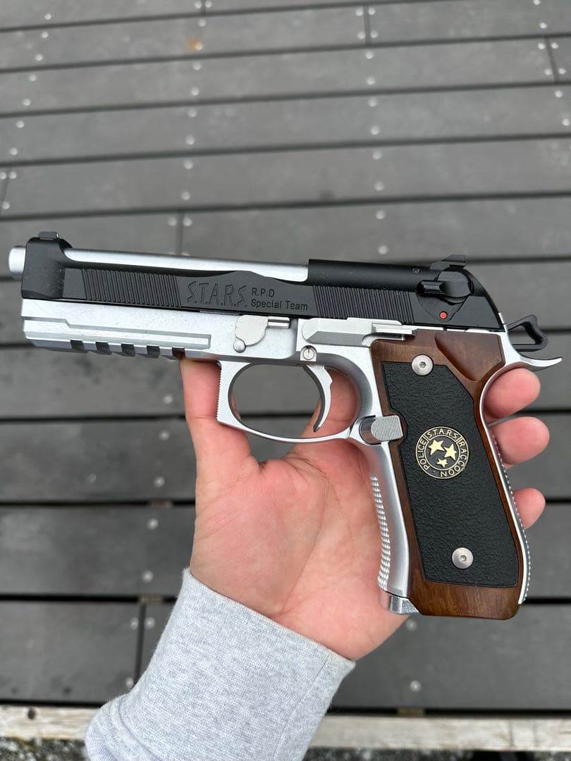 サムライエッジ ガスガン 東京マルイ　バイオハザード