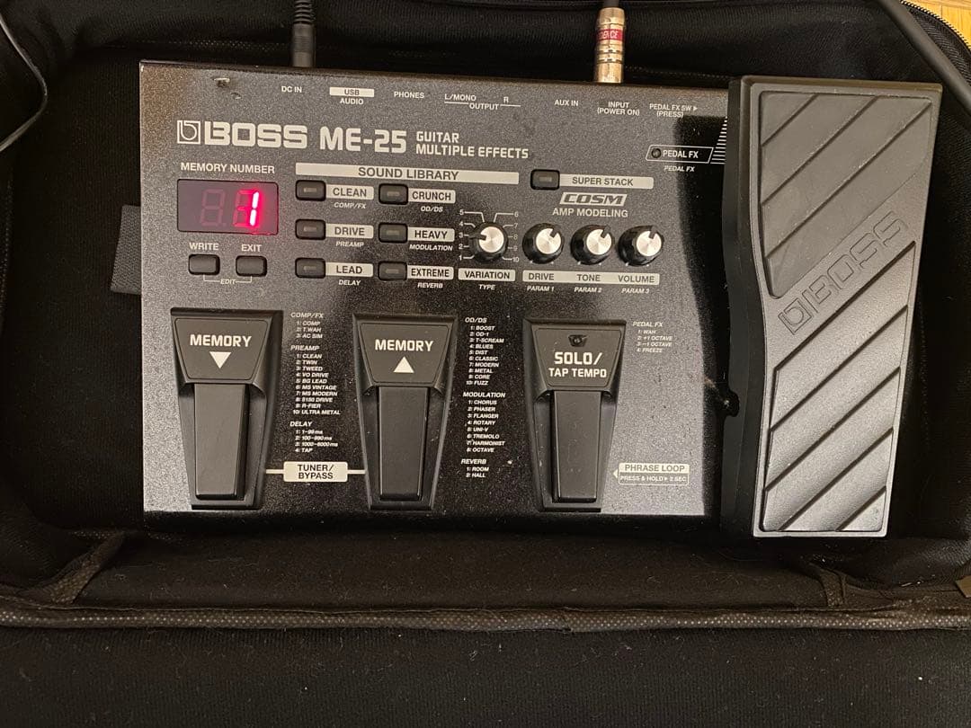 BOSS ME-25 ギターマルチエフェクター　ソフトケース付き