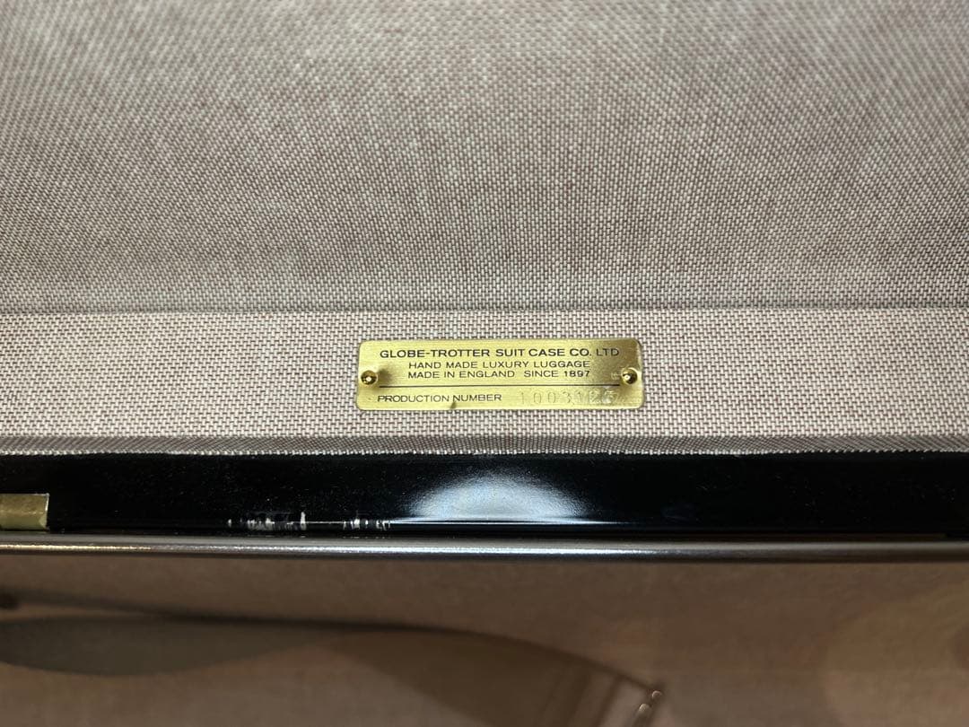 【美品】Globetrotter 33インチ　エクストラディープ　ブラック×タン