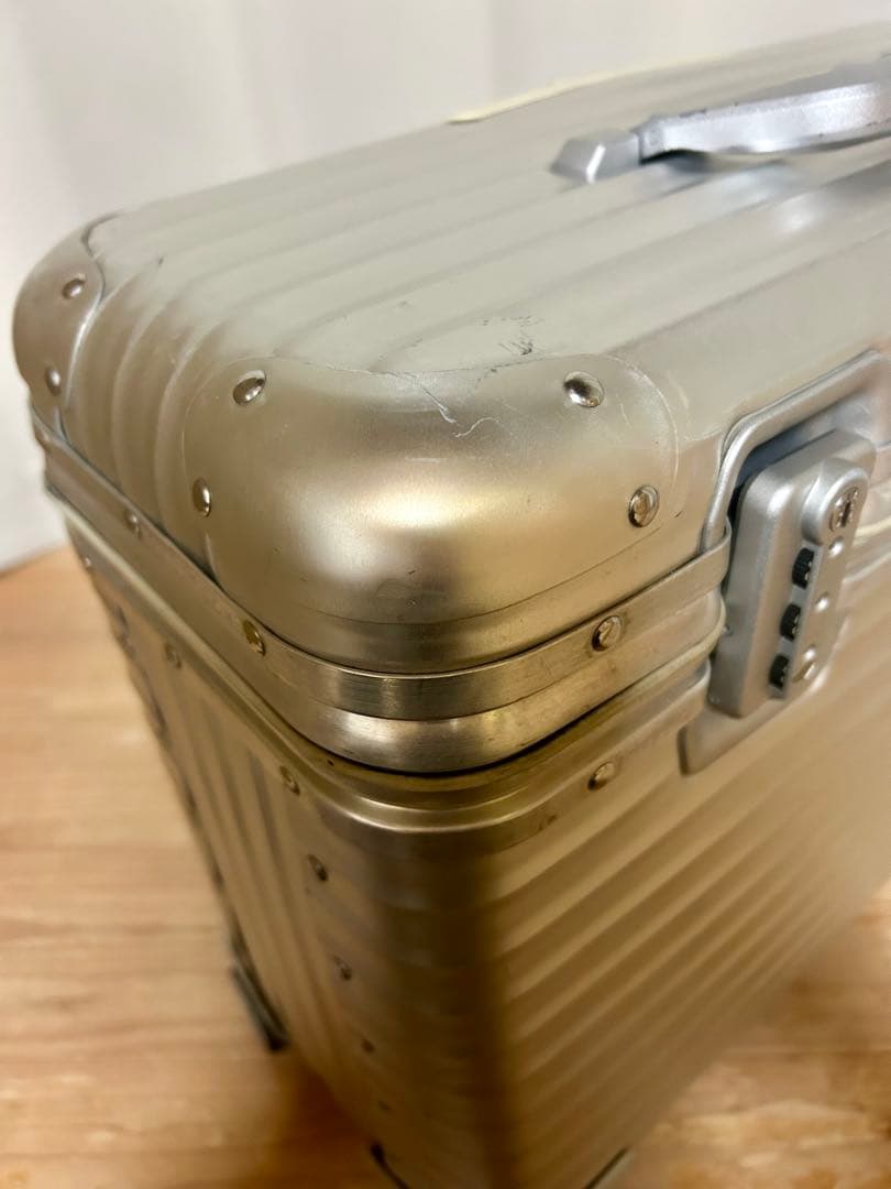 ✨【値下げ】リモワ　トパーズ　パイロット　4輪　トローリー　機内持込