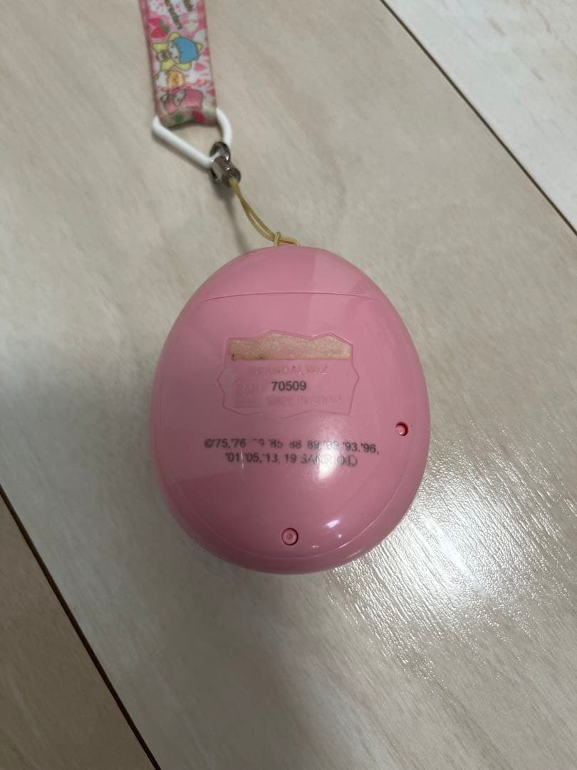 たまごっちみーつ サンリオキャラクターズみーつver. ピンク 中古