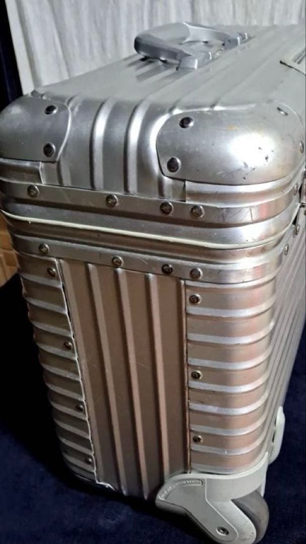 リモワ　パイロット　トロリー2輪　カナダ製