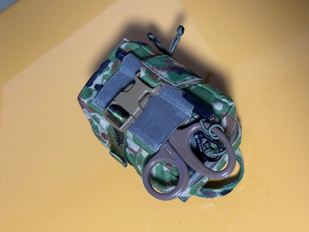 カナリア装備製作　ブローアウト　IFAK メディックポーチ　救急品袋　陸自迷彩