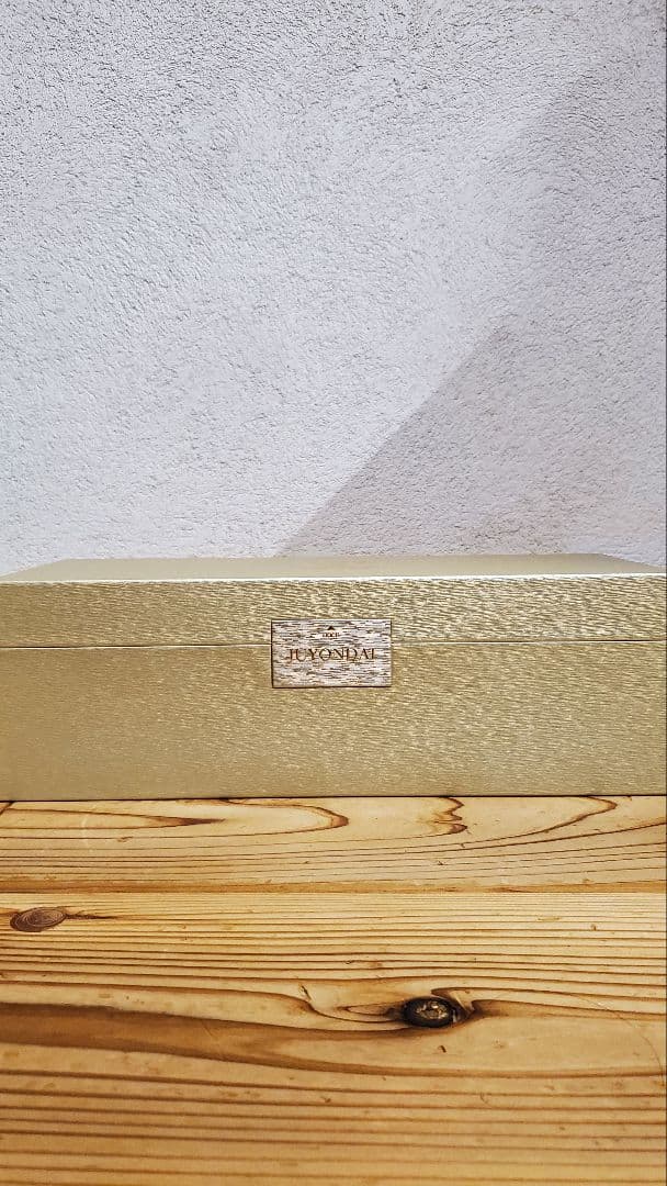 【空き瓶】十四代　龍泉　隼　 720ml　2025　化粧箱付き