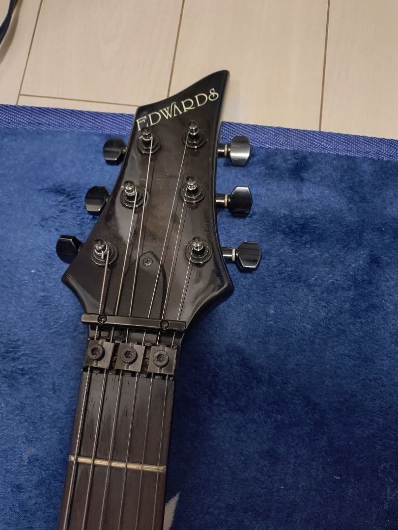 J*様 エレキギター Edwards Pierrot Aiji? ケース付